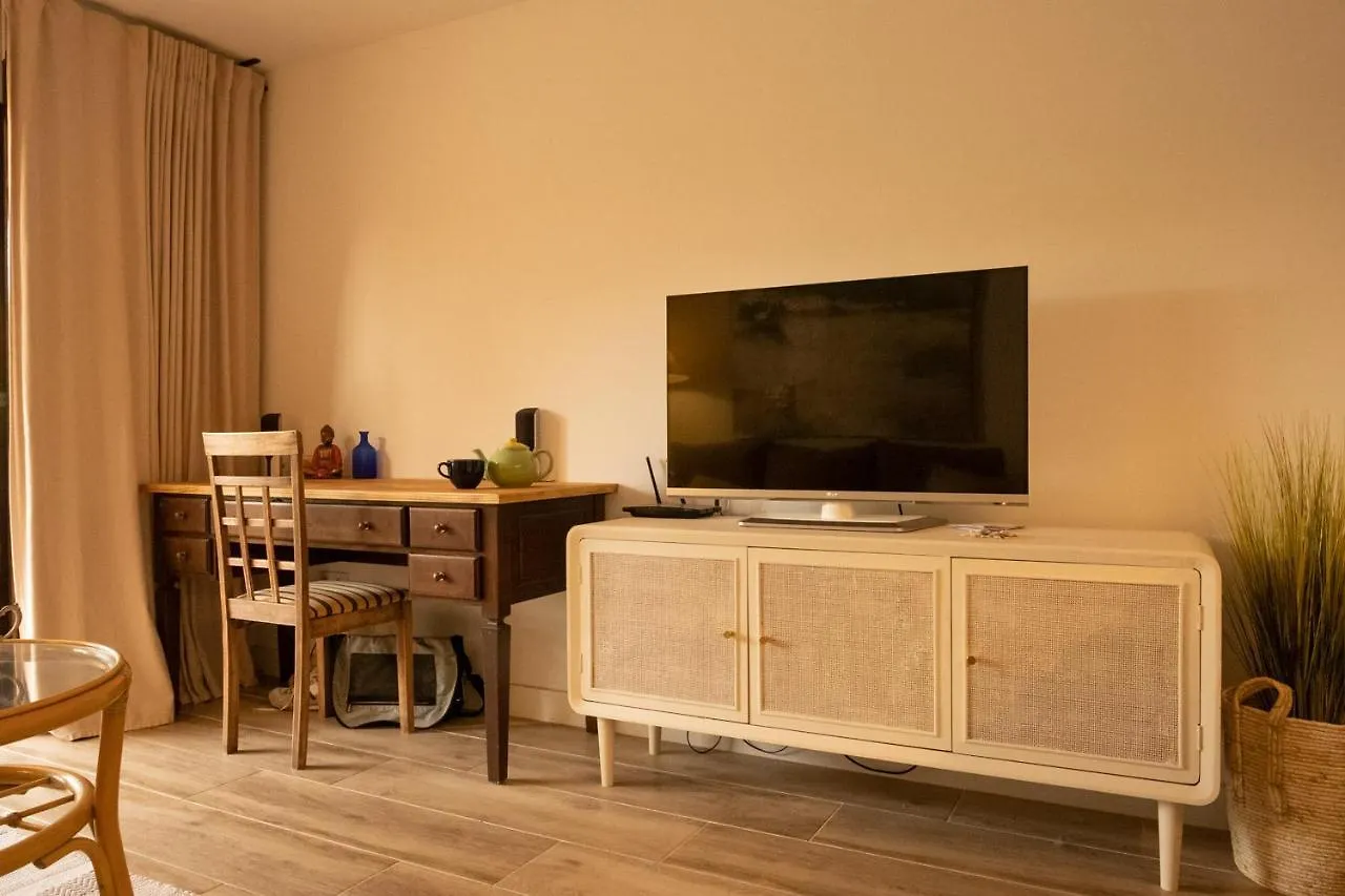 Melo'S Place - Cozy Apartment With A Sunny Terrace. Arona  Spain